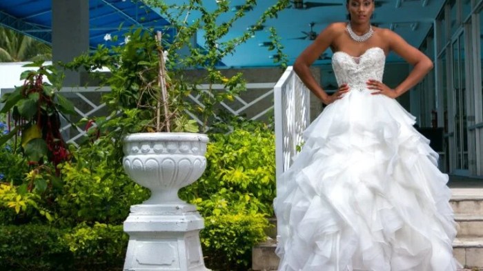 Wedding dresses for caribbean weddings